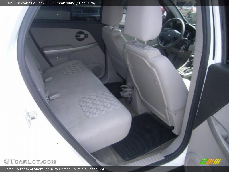 Summit White / Light Gray 2005 Chevrolet Equinox LT