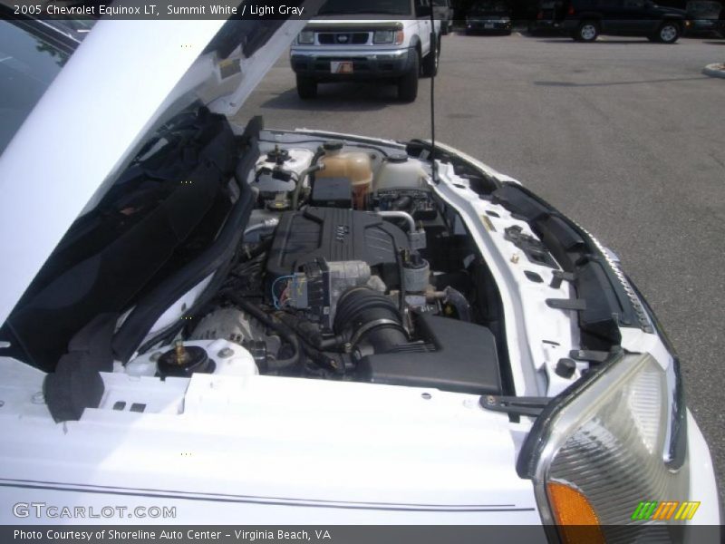 Summit White / Light Gray 2005 Chevrolet Equinox LT