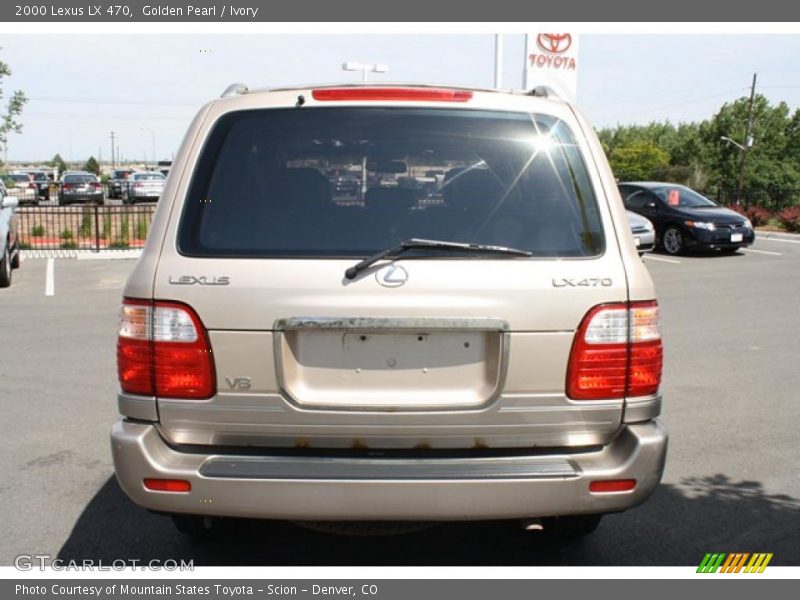 Golden Pearl / Ivory 2000 Lexus LX 470