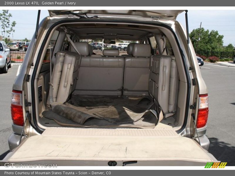 Golden Pearl / Ivory 2000 Lexus LX 470
