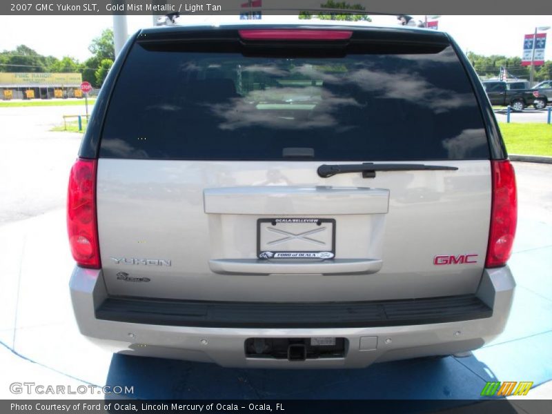 Gold Mist Metallic / Light Tan 2007 GMC Yukon SLT