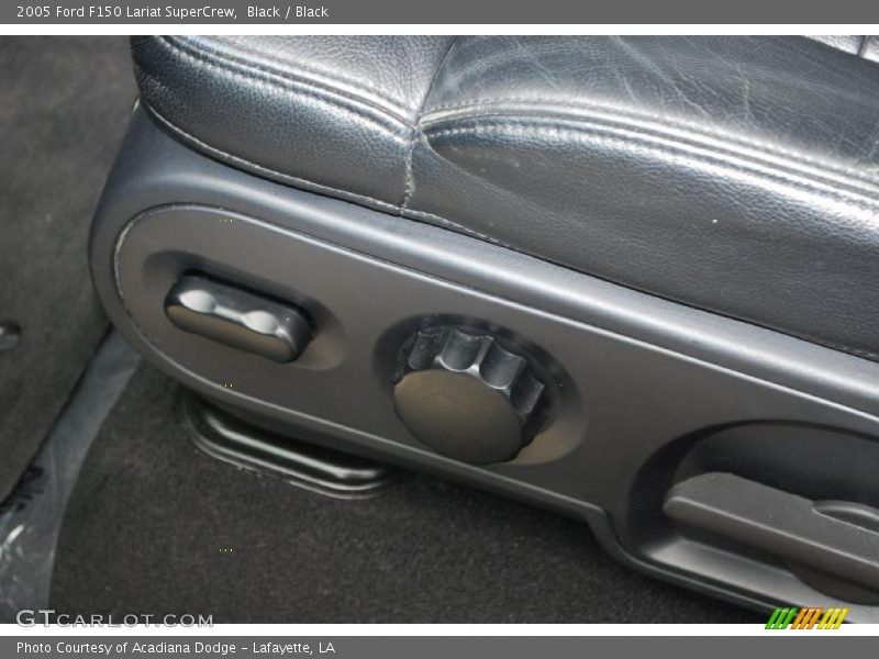 Black / Black 2005 Ford F150 Lariat SuperCrew
