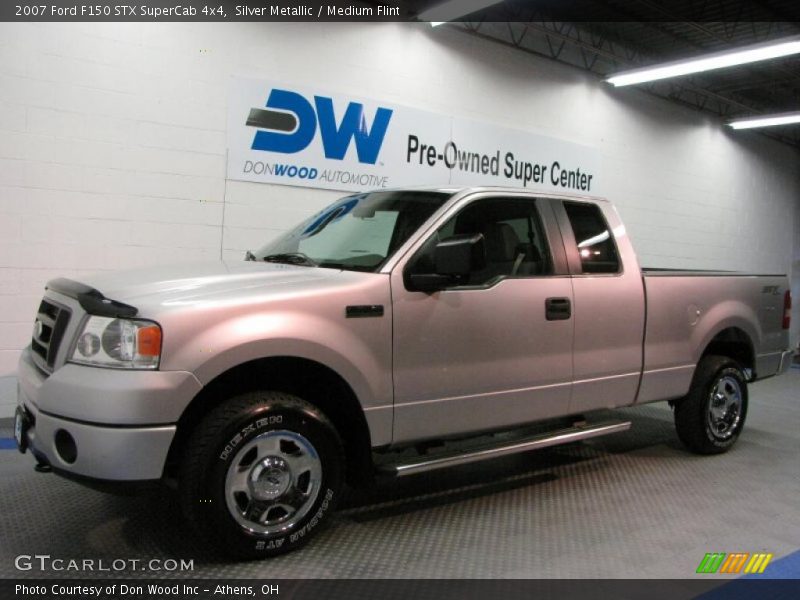 Silver Metallic / Medium Flint 2007 Ford F150 STX SuperCab 4x4