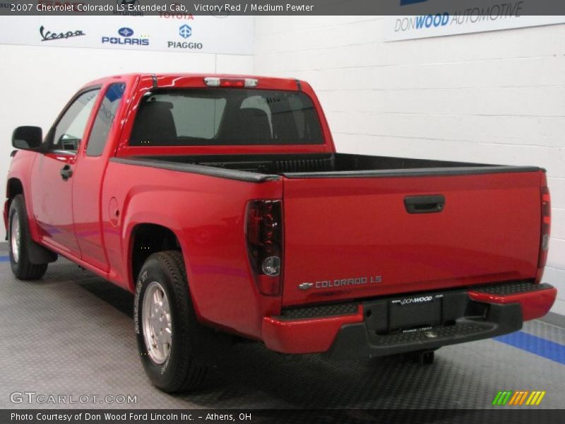 Victory Red / Medium Pewter 2007 Chevrolet Colorado LS Extended Cab