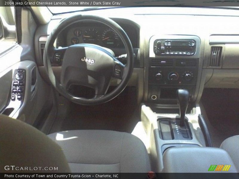 Stone White / Dark Slate Gray 2004 Jeep Grand Cherokee Laredo