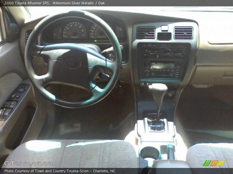 Millennium Silver Metallic / Oak 2000 Toyota 4Runner SR5