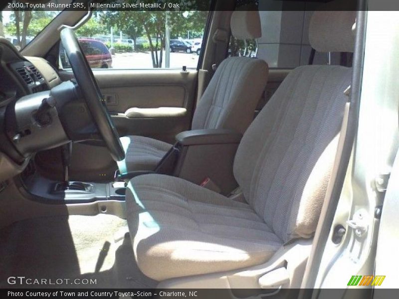 Millennium Silver Metallic / Oak 2000 Toyota 4Runner SR5