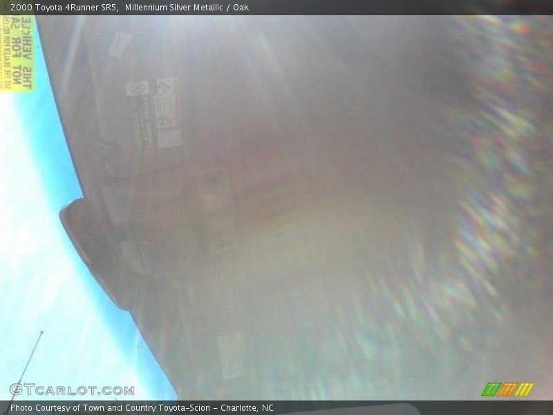 Millennium Silver Metallic / Oak 2000 Toyota 4Runner SR5