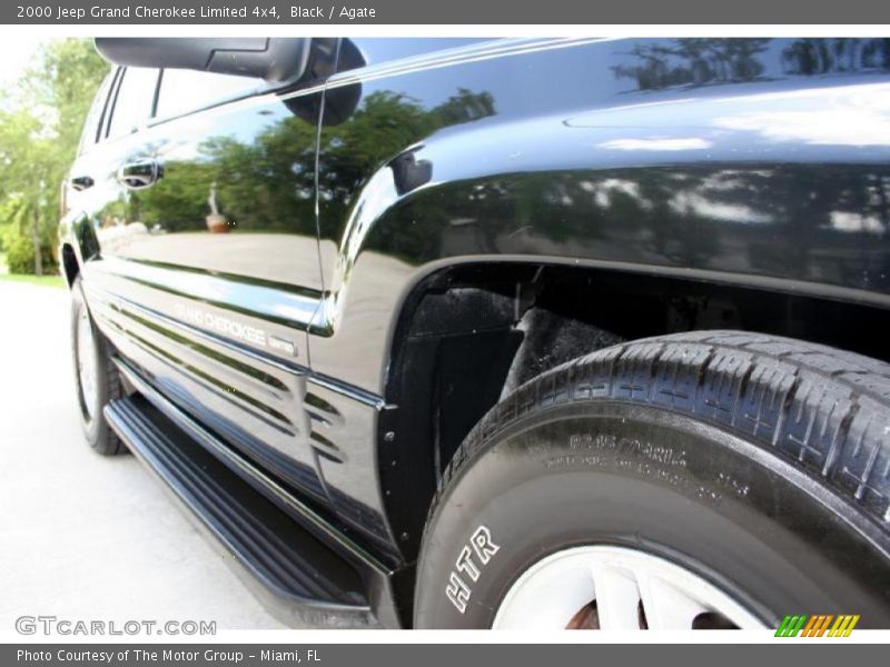 Black / Agate 2000 Jeep Grand Cherokee Limited 4x4