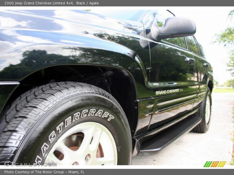 Black / Agate 2000 Jeep Grand Cherokee Limited 4x4