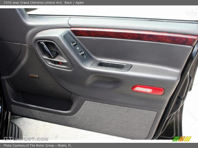 Black / Agate 2000 Jeep Grand Cherokee Limited 4x4
