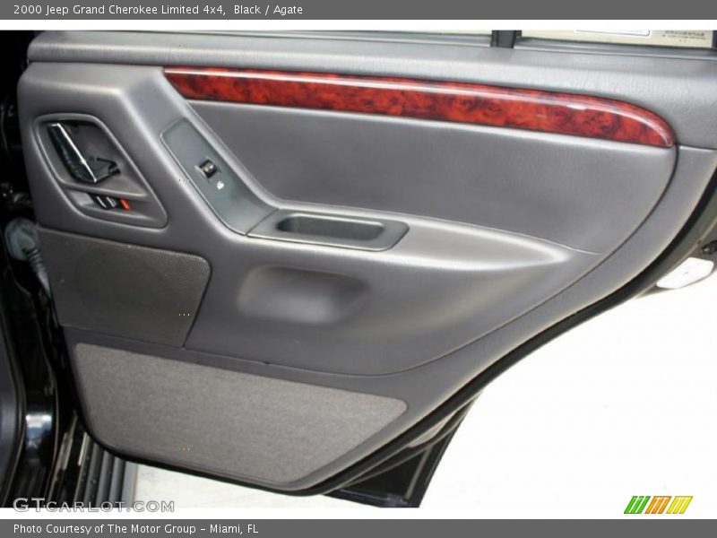 Black / Agate 2000 Jeep Grand Cherokee Limited 4x4