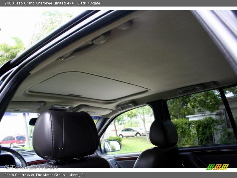 Black / Agate 2000 Jeep Grand Cherokee Limited 4x4