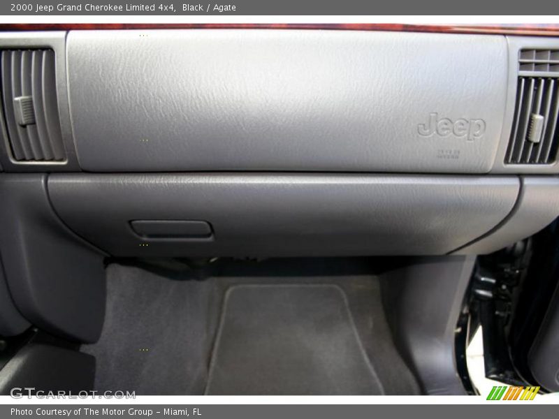 Black / Agate 2000 Jeep Grand Cherokee Limited 4x4