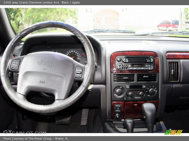 Black / Agate 2000 Jeep Grand Cherokee Limited 4x4