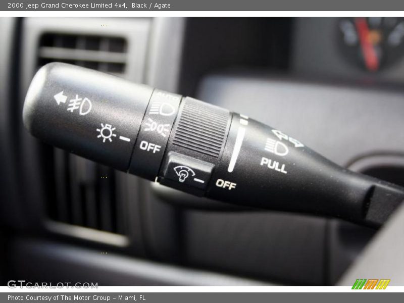 Black / Agate 2000 Jeep Grand Cherokee Limited 4x4