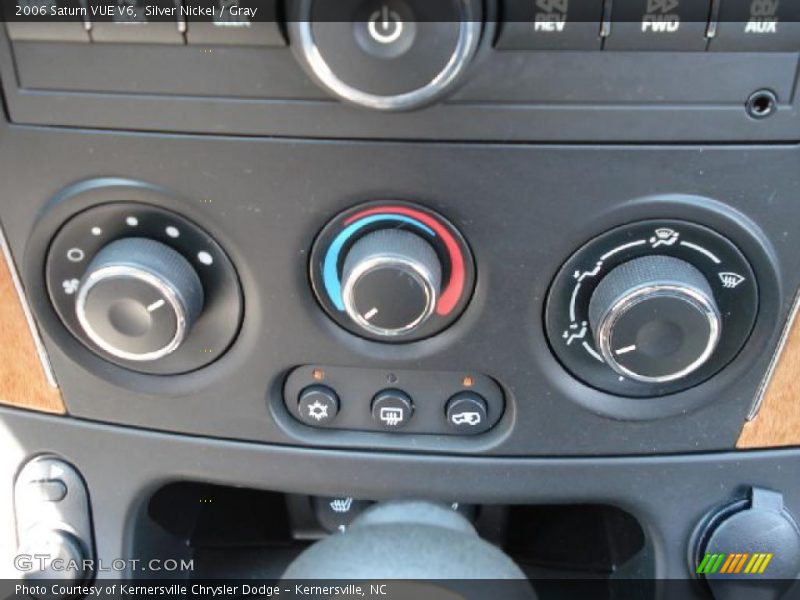 Silver Nickel / Gray 2006 Saturn VUE V6