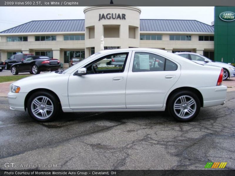 Ice White / Graphite 2009 Volvo S60 2.5T