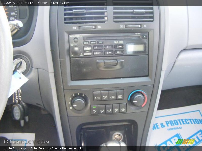 Diamond Silver / Gray 2005 Kia Optima LX