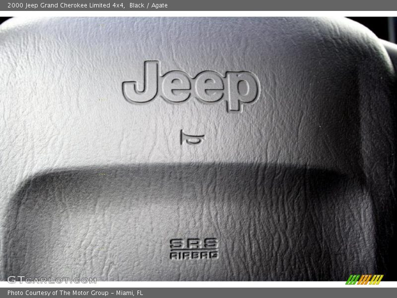 Black / Agate 2000 Jeep Grand Cherokee Limited 4x4