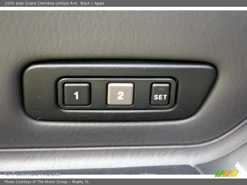 Black / Agate 2000 Jeep Grand Cherokee Limited 4x4