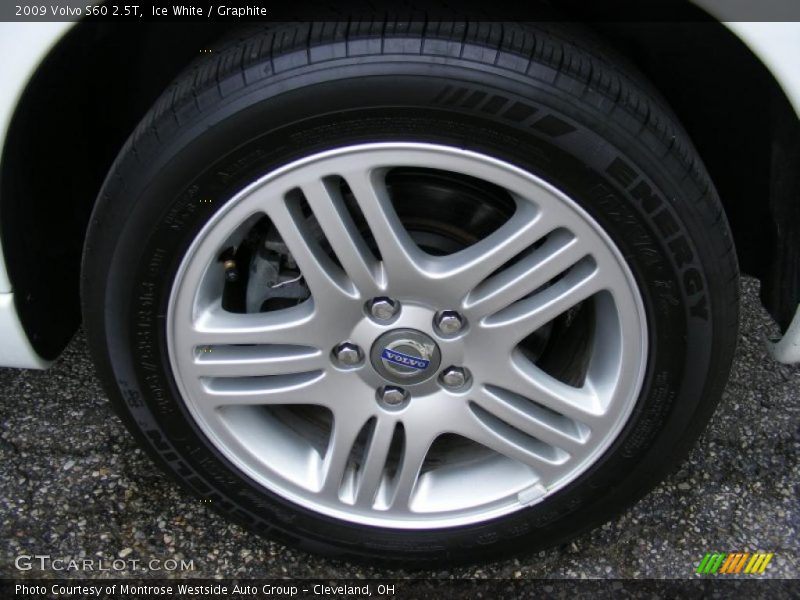 Ice White / Graphite 2009 Volvo S60 2.5T