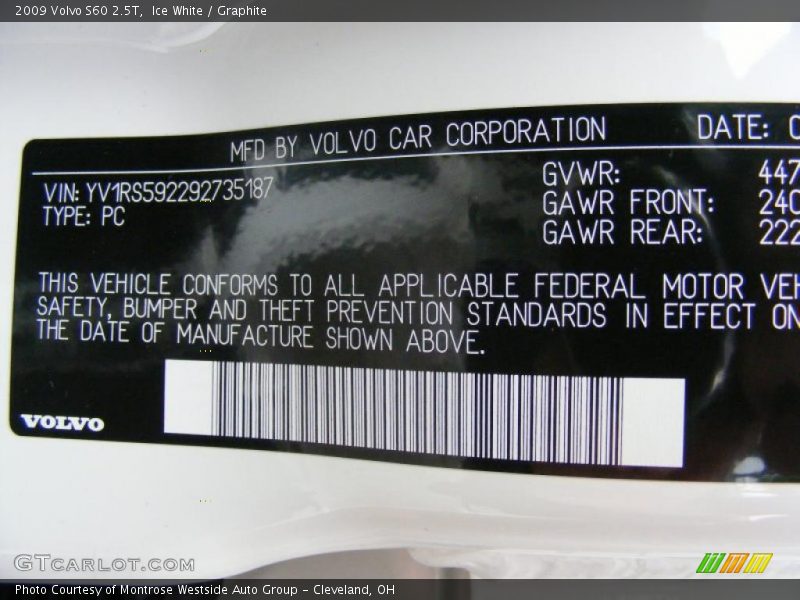 Ice White / Graphite 2009 Volvo S60 2.5T