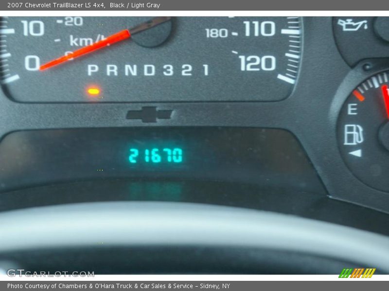 Black / Light Gray 2007 Chevrolet TrailBlazer LS 4x4