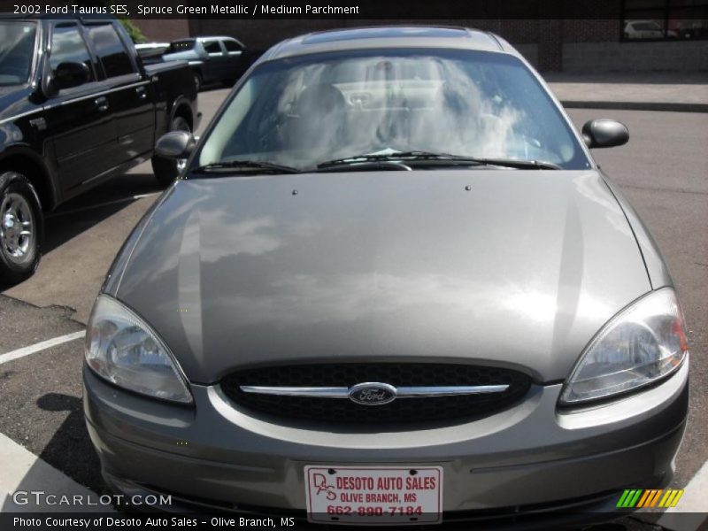 Spruce Green Metallic / Medium Parchment 2002 Ford Taurus SES