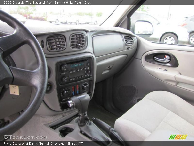 Summit White / Light Gray 2006 Chevrolet TrailBlazer LS 4x4