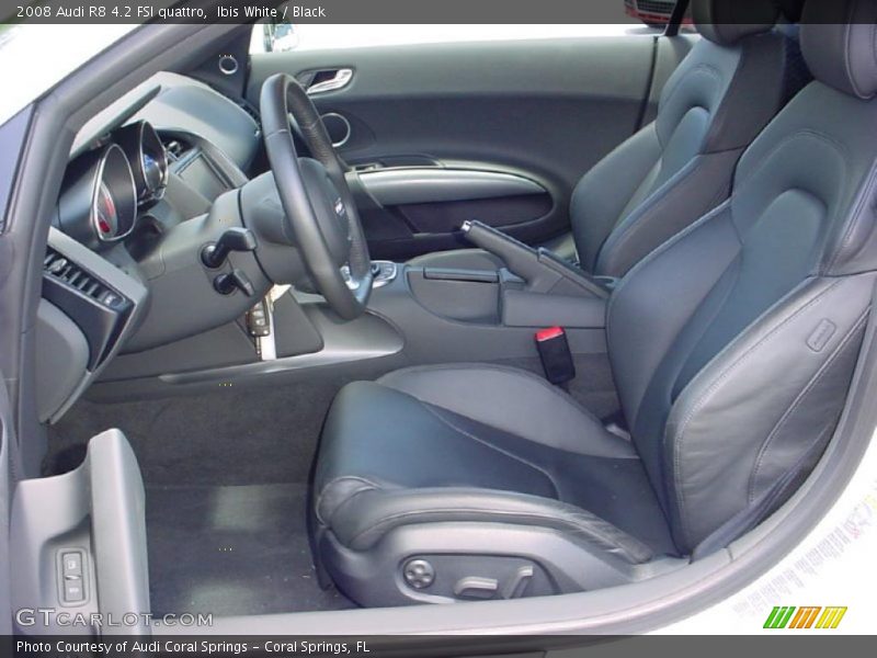 Ibis White / Black 2008 Audi R8 4.2 FSI quattro