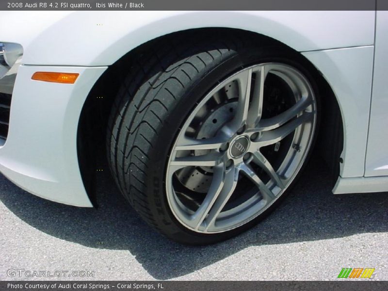 Ibis White / Black 2008 Audi R8 4.2 FSI quattro