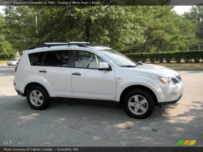 Diamond White Pearl / Beige 2007 Mitsubishi Outlander LS 4WD