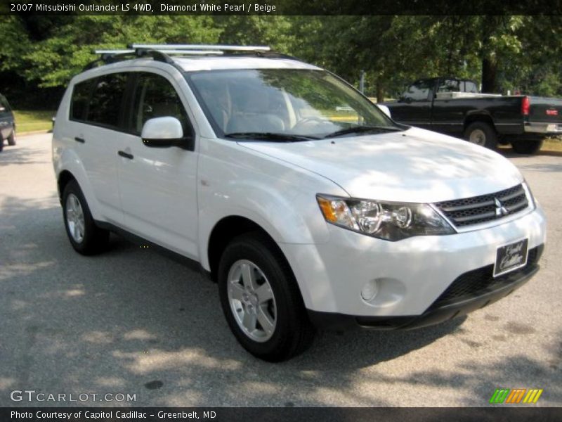 Diamond White Pearl / Beige 2007 Mitsubishi Outlander LS 4WD