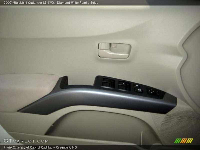 Diamond White Pearl / Beige 2007 Mitsubishi Outlander LS 4WD