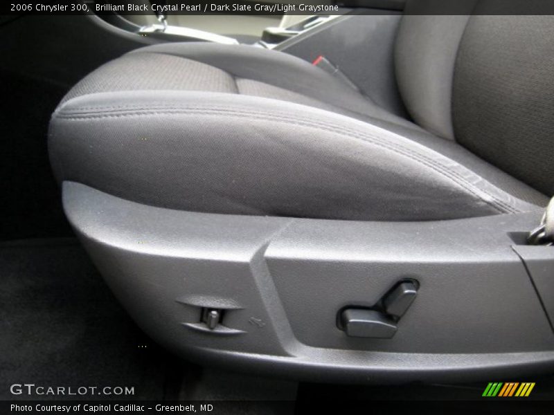 Brilliant Black Crystal Pearl / Dark Slate Gray/Light Graystone 2006 Chrysler 300