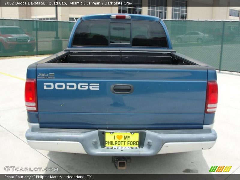 Atlantic Blue Pearl / Dark Slate Gray 2002 Dodge Dakota SLT Quad Cab