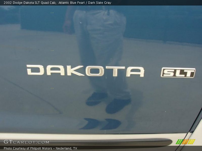 Atlantic Blue Pearl / Dark Slate Gray 2002 Dodge Dakota SLT Quad Cab
