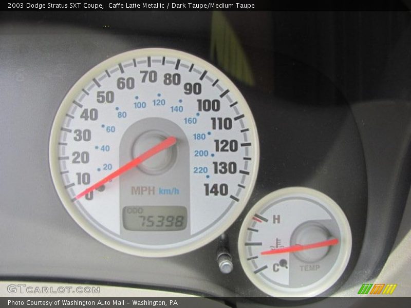 Caffe Latte Metallic / Dark Taupe/Medium Taupe 2003 Dodge Stratus SXT Coupe