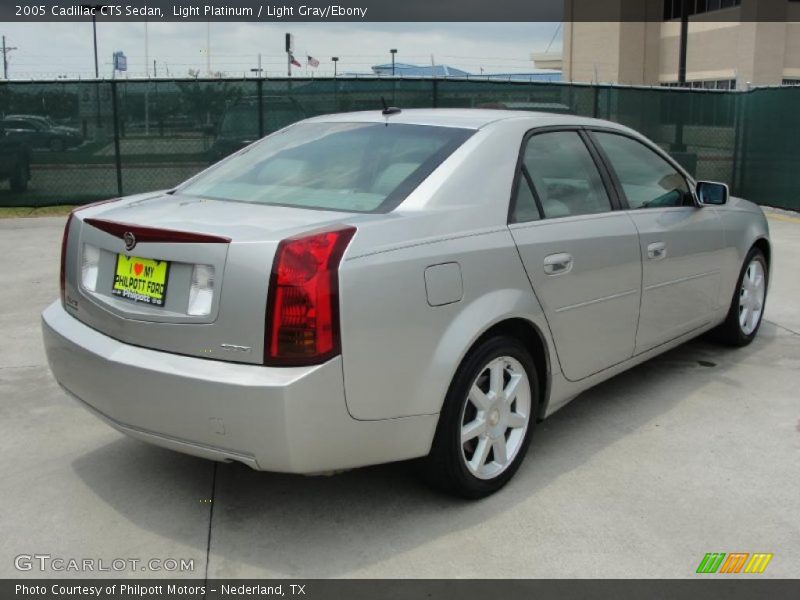 Light Platinum / Light Gray/Ebony 2005 Cadillac CTS Sedan