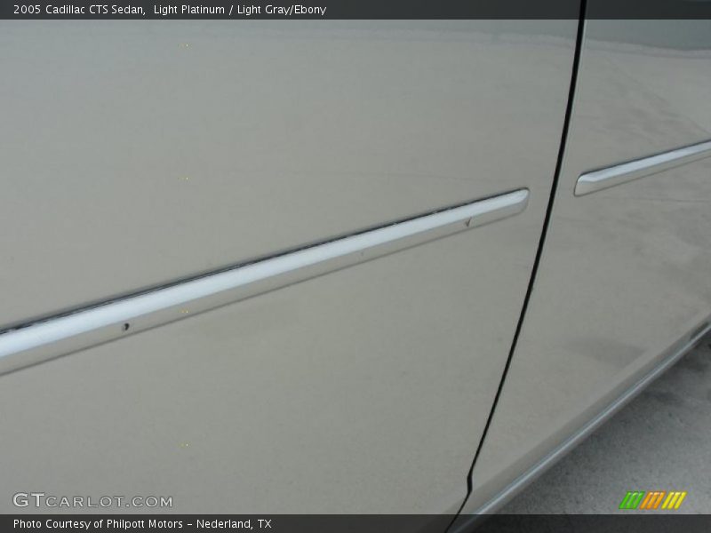 Light Platinum / Light Gray/Ebony 2005 Cadillac CTS Sedan