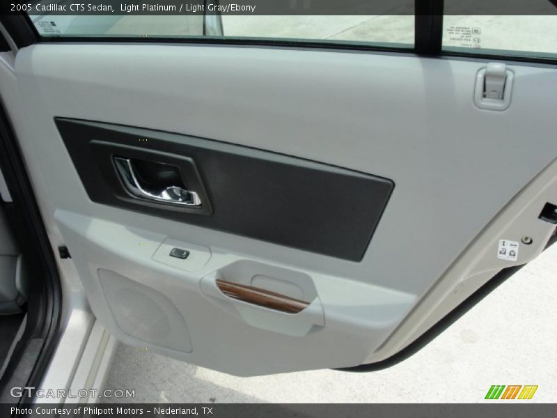 Light Platinum / Light Gray/Ebony 2005 Cadillac CTS Sedan