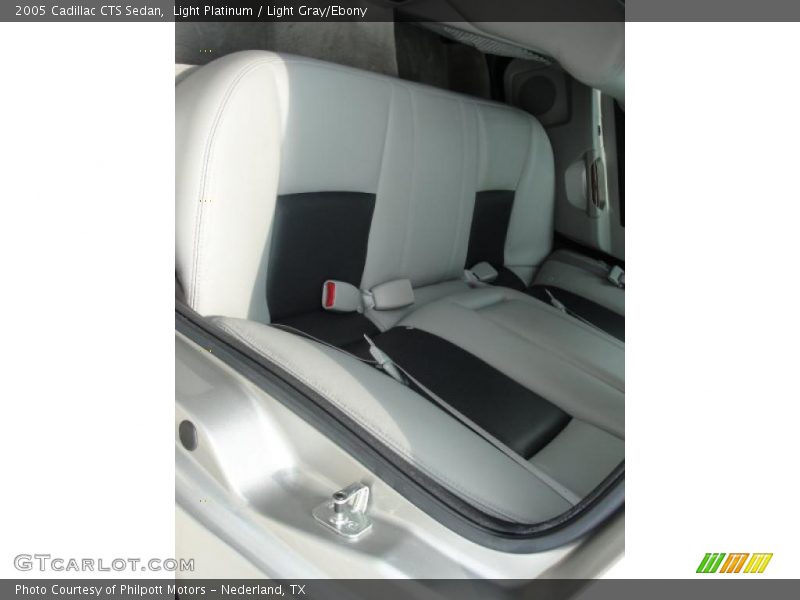 Light Platinum / Light Gray/Ebony 2005 Cadillac CTS Sedan