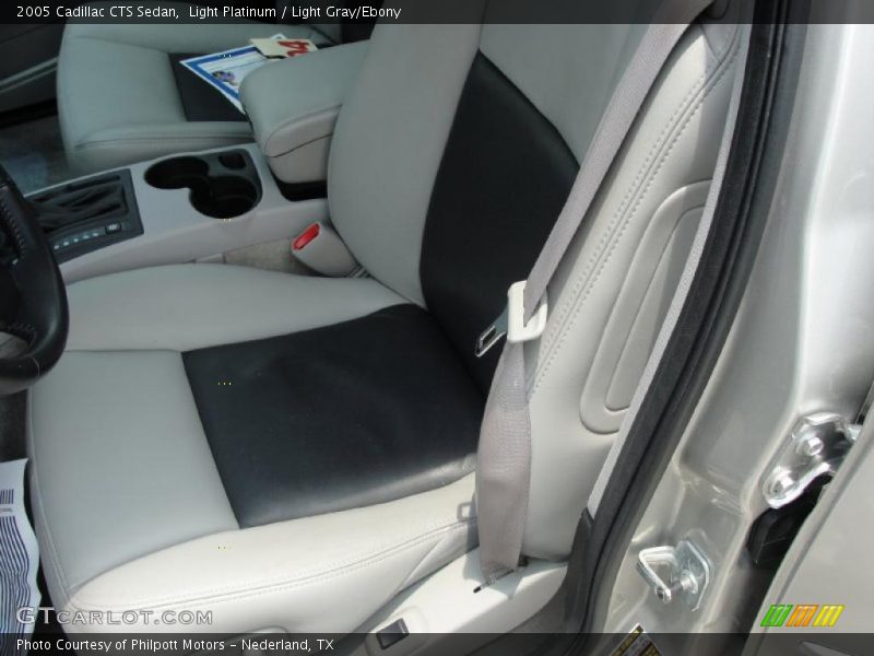 Light Platinum / Light Gray/Ebony 2005 Cadillac CTS Sedan