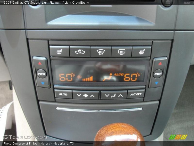 Light Platinum / Light Gray/Ebony 2005 Cadillac CTS Sedan
