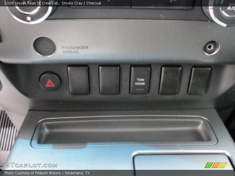 Smoke Gray / Charcoal 2008 Nissan Titan SE Crew Cab