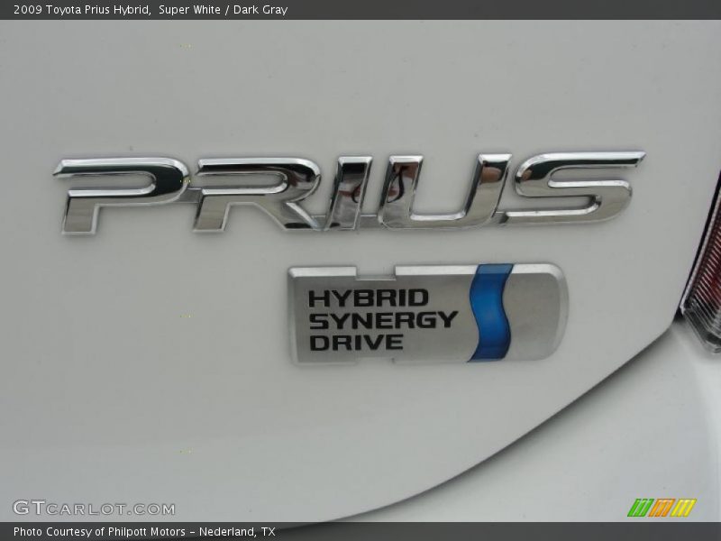 Super White / Dark Gray 2009 Toyota Prius Hybrid