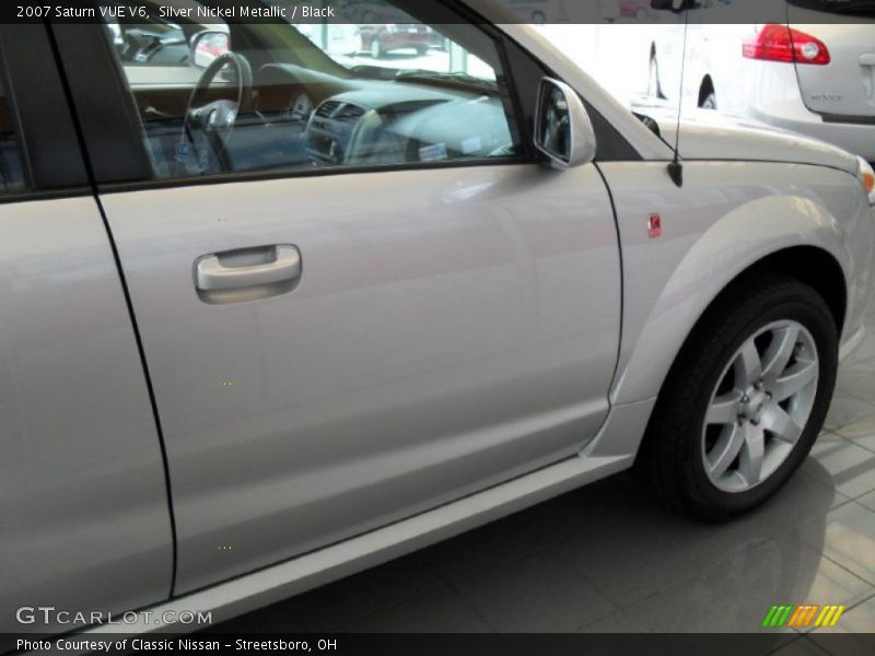 Silver Nickel Metallic / Black 2007 Saturn VUE V6