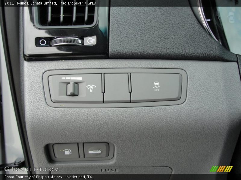 Radiant Silver / Gray 2011 Hyundai Sonata Limited