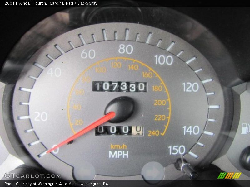 Cardinal Red / Black/Gray 2001 Hyundai Tiburon